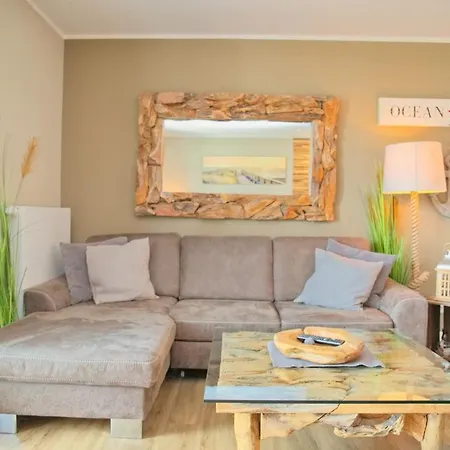 Ocean House 13 *